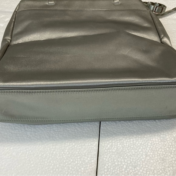Nine West silver/gray purse - Picture 11 of 15